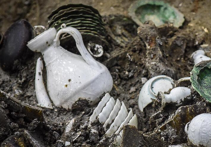 游戏达人青行灯:情人节伊邪那美COS _游戏八