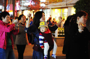 复旦教授舌战崔永元 17分31秒交锋究竟说了啥