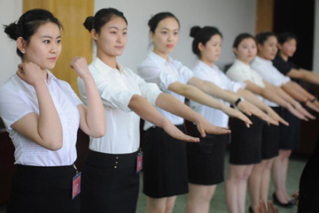 梅州8县(市、区)一把手谈县域经济发展