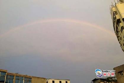 招商银行招商地产停牌 或在混合所有制上有新