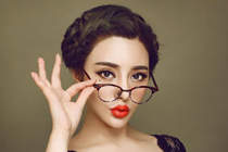 《百万粉丝》周思成旧照曝光 疑似植发隆鼻开