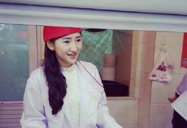  江西高校食堂女神 (组图) 民间女神大合集:清纯