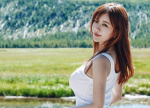 非洲女星逆天1:2腰臀比 为蜂腰每日健身