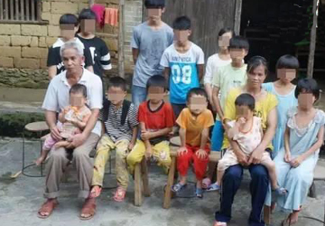 广西容县第一猛男:让老婆21年生15个小孩▏小