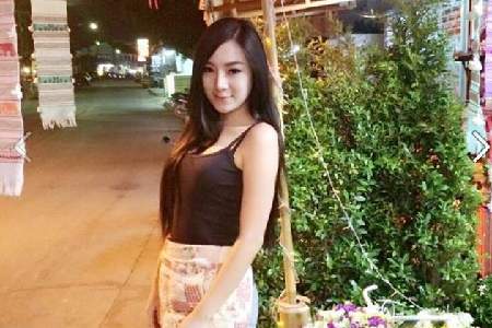 泰国 小吃店 现 最美老板娘  上围傲人秒杀专业模