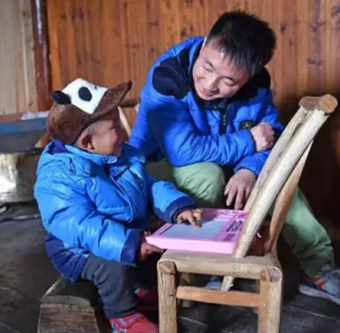 佛山网约车新政细则:需户籍或居住证 本地车牌