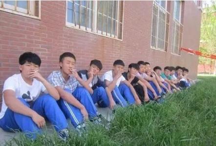 书,以向您表示我对抽烟这种不良行为的深刻认识以及不再抽烟的决心